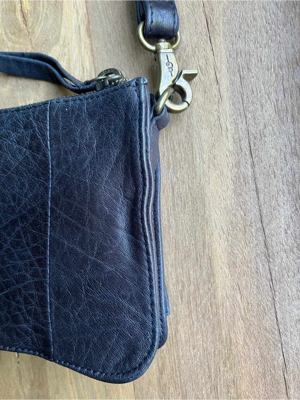 DAY & Mood  Anthropologie Anni Clutch Leather Wristlet Black